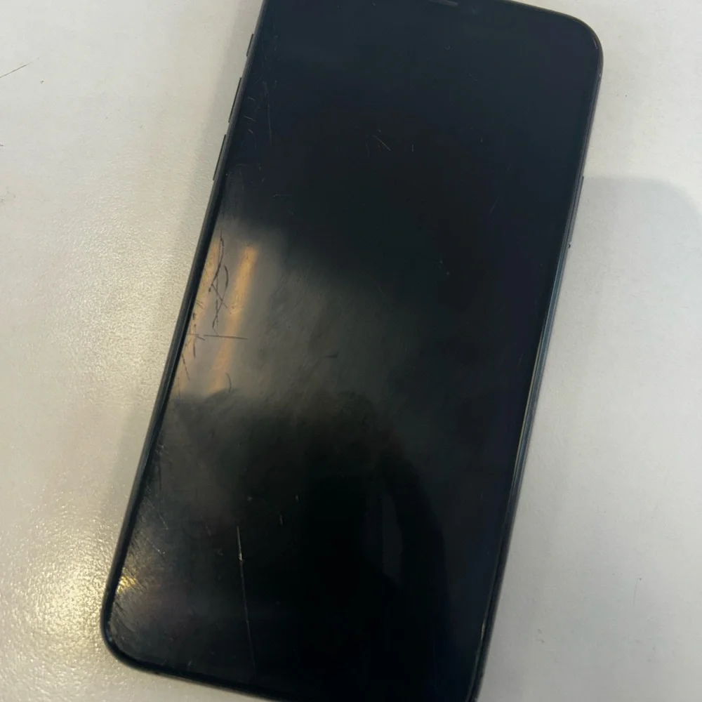 Apple iPhone 11 Pro Max- 64 GB